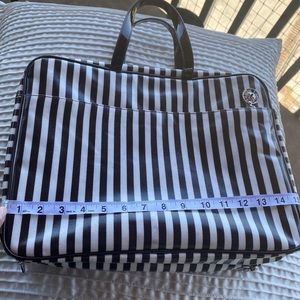 Huge Henri Bendel Toiletry Bag Like New!